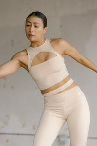 Top Deportivo Beige Hydra — Realza tu Figura