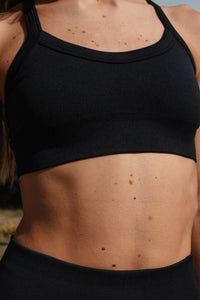 Sauda Top Negro — Seamless con Actitud para Entrenar