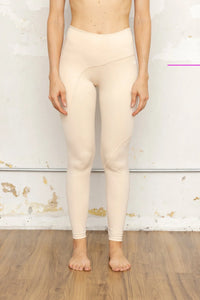 Legging Beige Omega — Diseñado para el Gym XS a XL